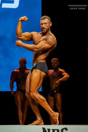 СLASSIC PHYSIQUE НОВИЧКИ